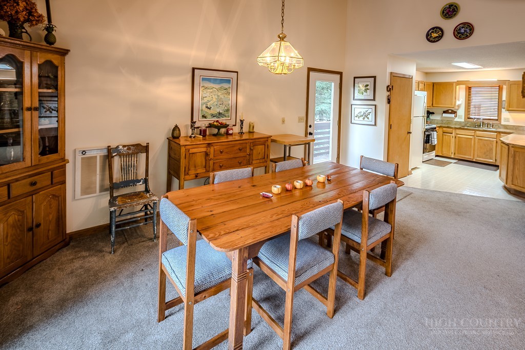 106 Grassy Gap Loop Road Property Photo 10