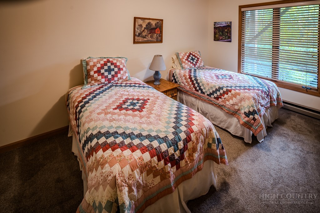 106 Grassy Gap Loop Road Property Photo 17