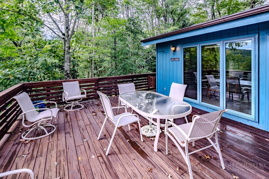 106 Grassy Gap Loop Road Property Photo 23