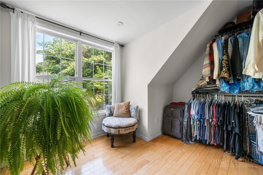 1056 Old Hampton Road Property Photo 37