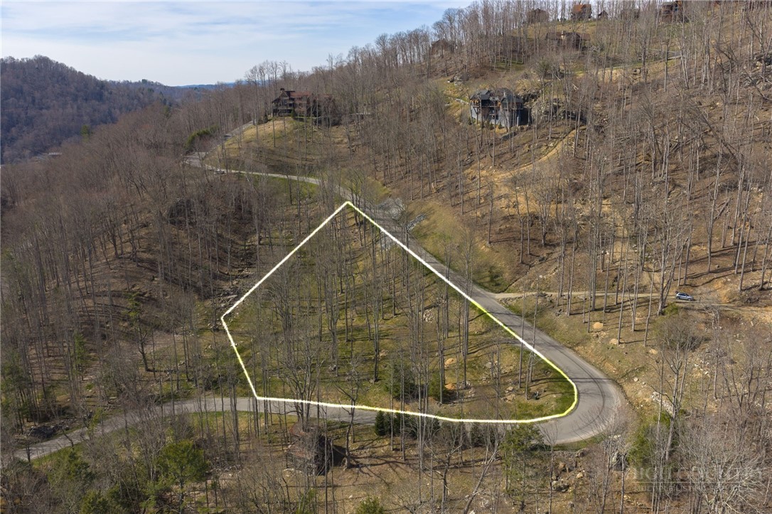 C15 Eagles Nest Trail Property Photo 11
