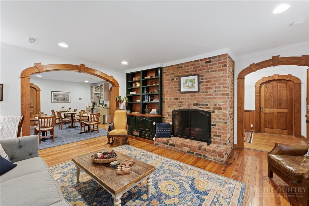404 Old Bristol Road Property Photo 14