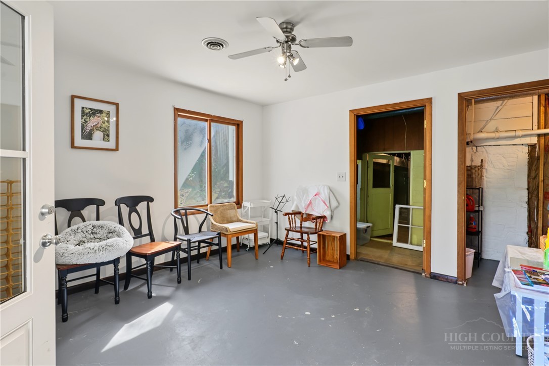 365 Grand Boulevard Property Photo 38