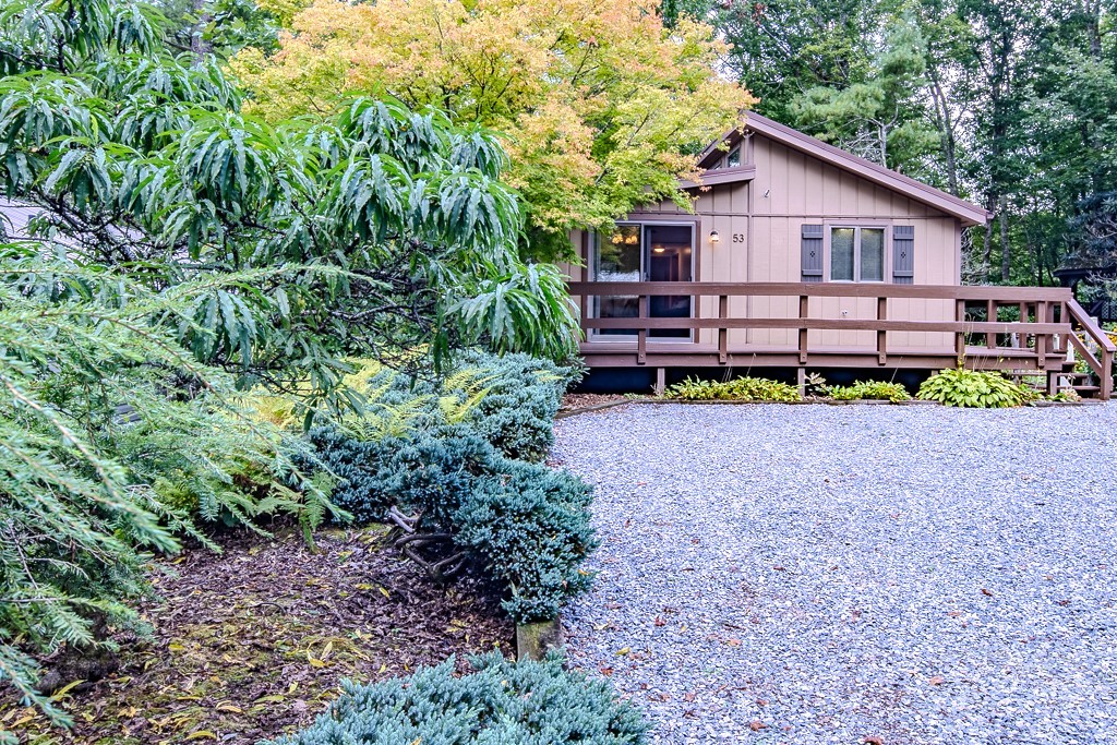 264542 Property Photo 3