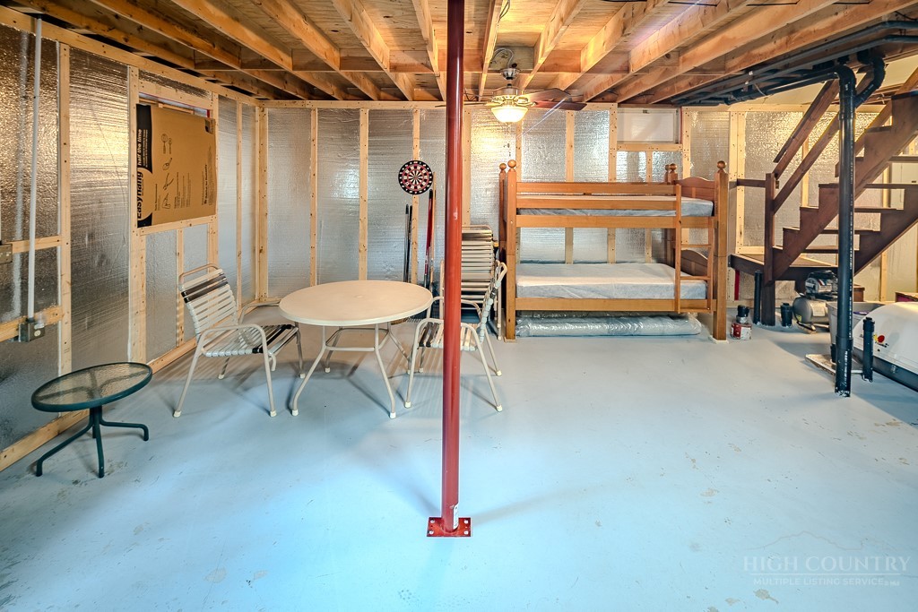 264542 Property Photo 24