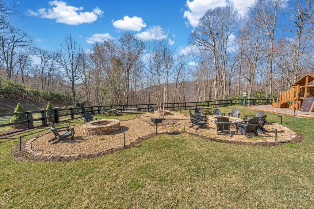 110 Blacksmith Court Property Photo 20