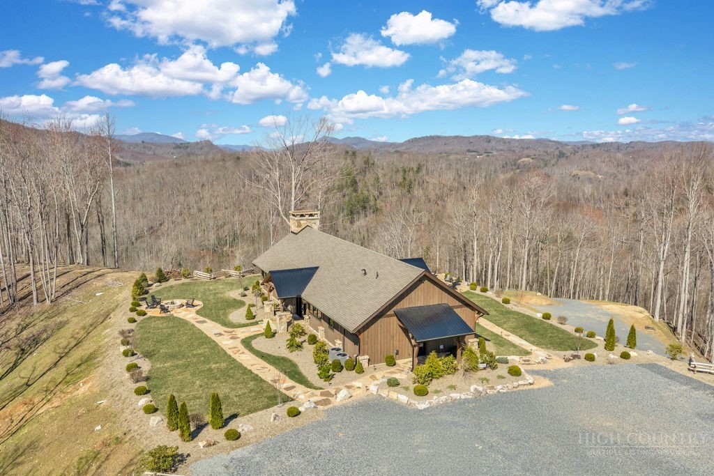 110 Blacksmith Court Property Photo 32