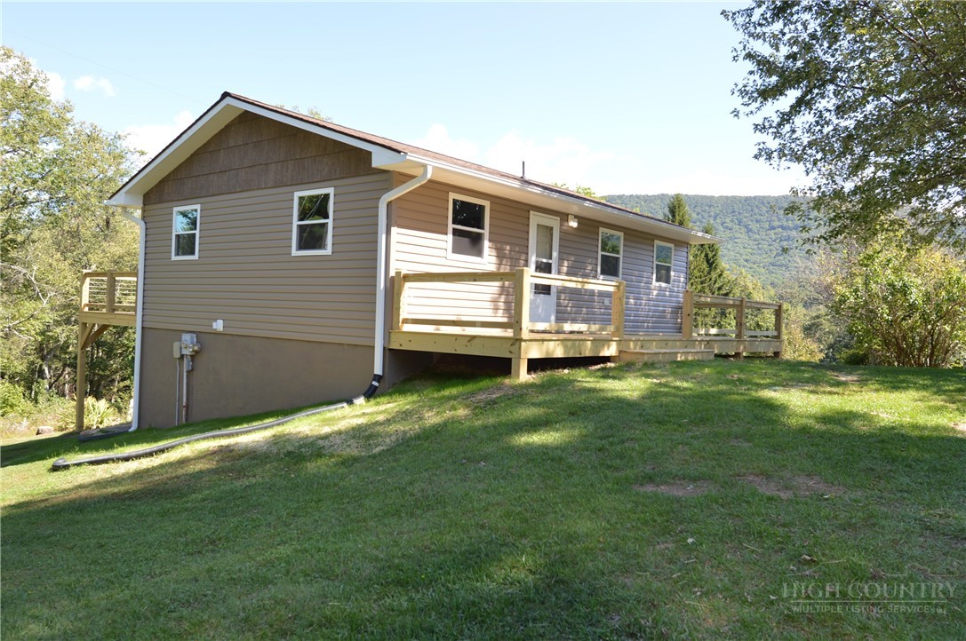53 Parkview Drive Property Photo 1