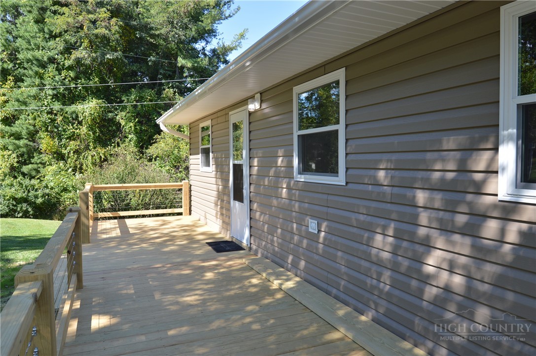 53 Parkview Drive Property Photo 3