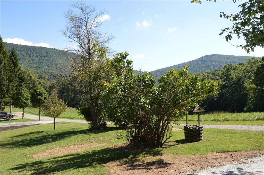53 Parkview Drive Property Photo 17