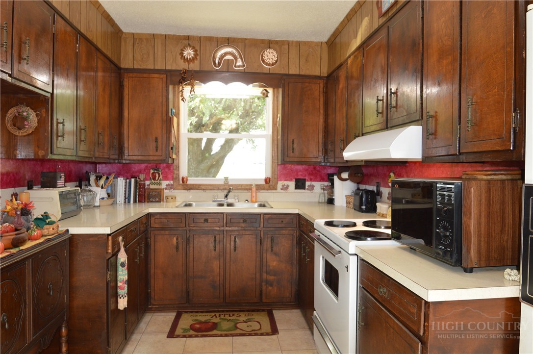 53 Parkview Drive Property Photo 34
