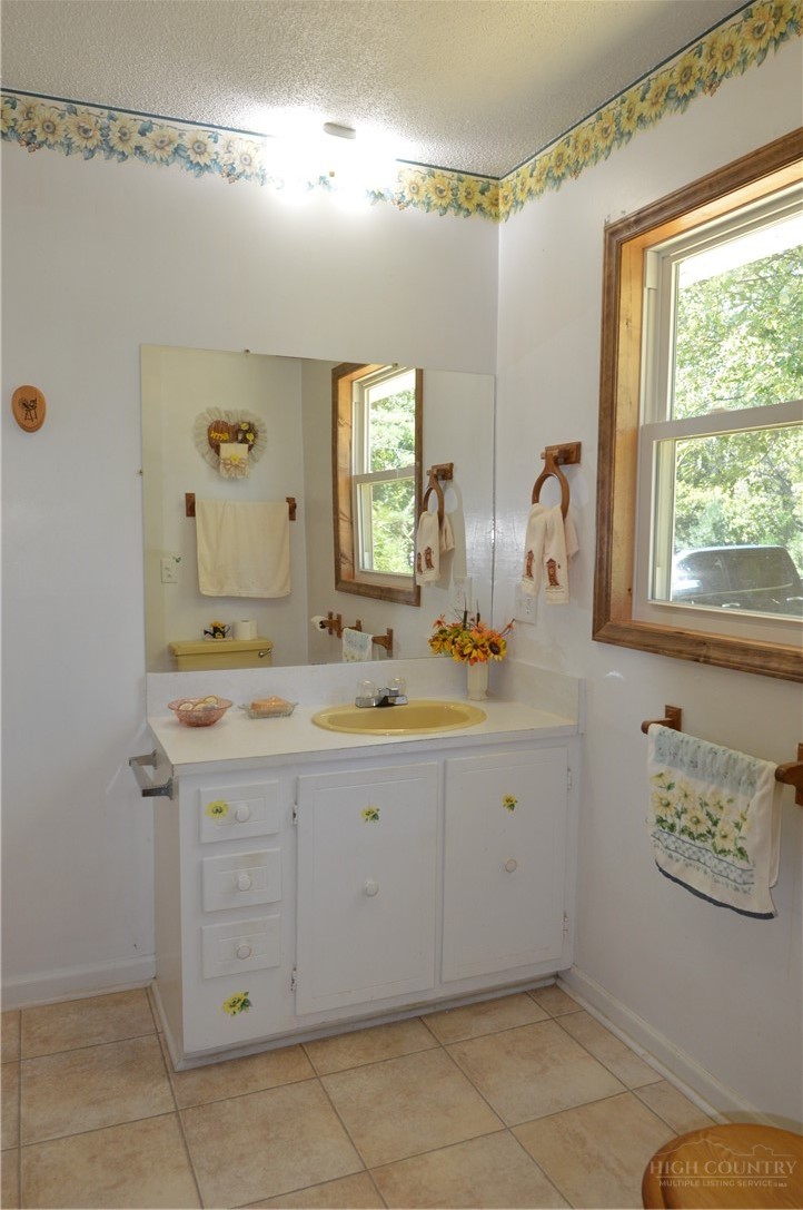 53 Parkview Drive Property Photo 43