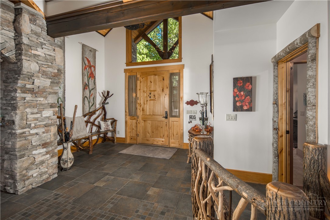 240 Topside Drive Property Photo 8