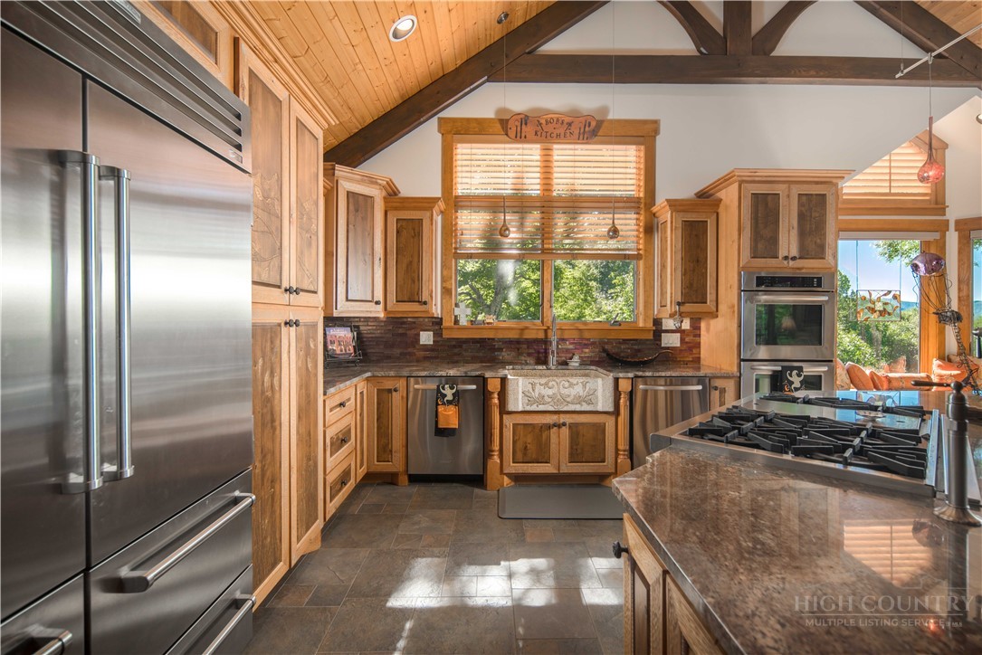240 Topside Drive Property Photo 15