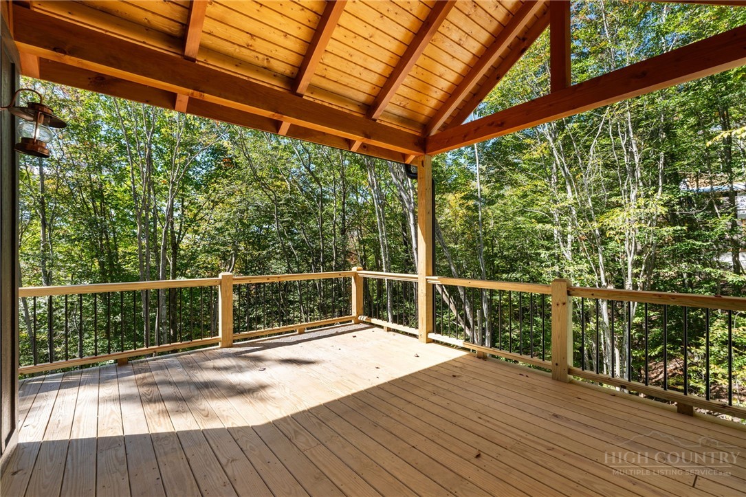 120 Aster Trail Property Photo 6