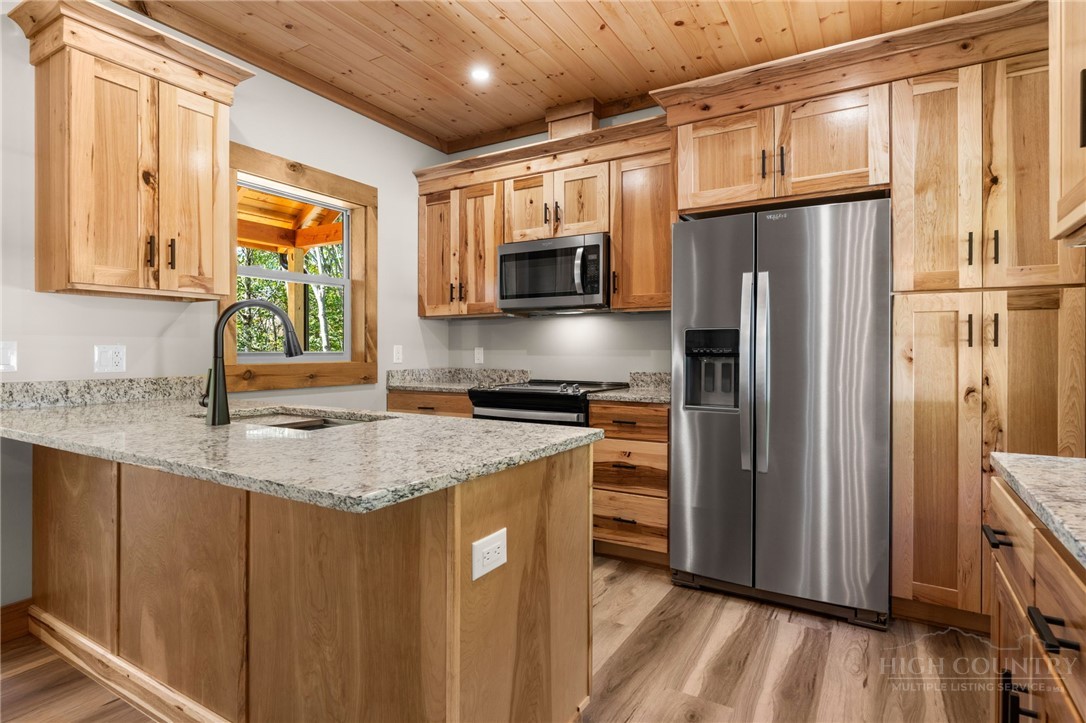 120 Aster Trail Property Photo 13