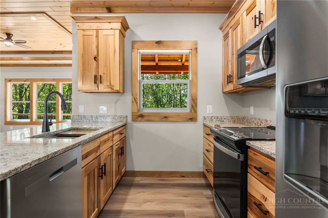 120 Aster Trail Property Photo 14