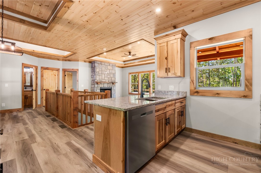 120 Aster Trail Property Photo 16