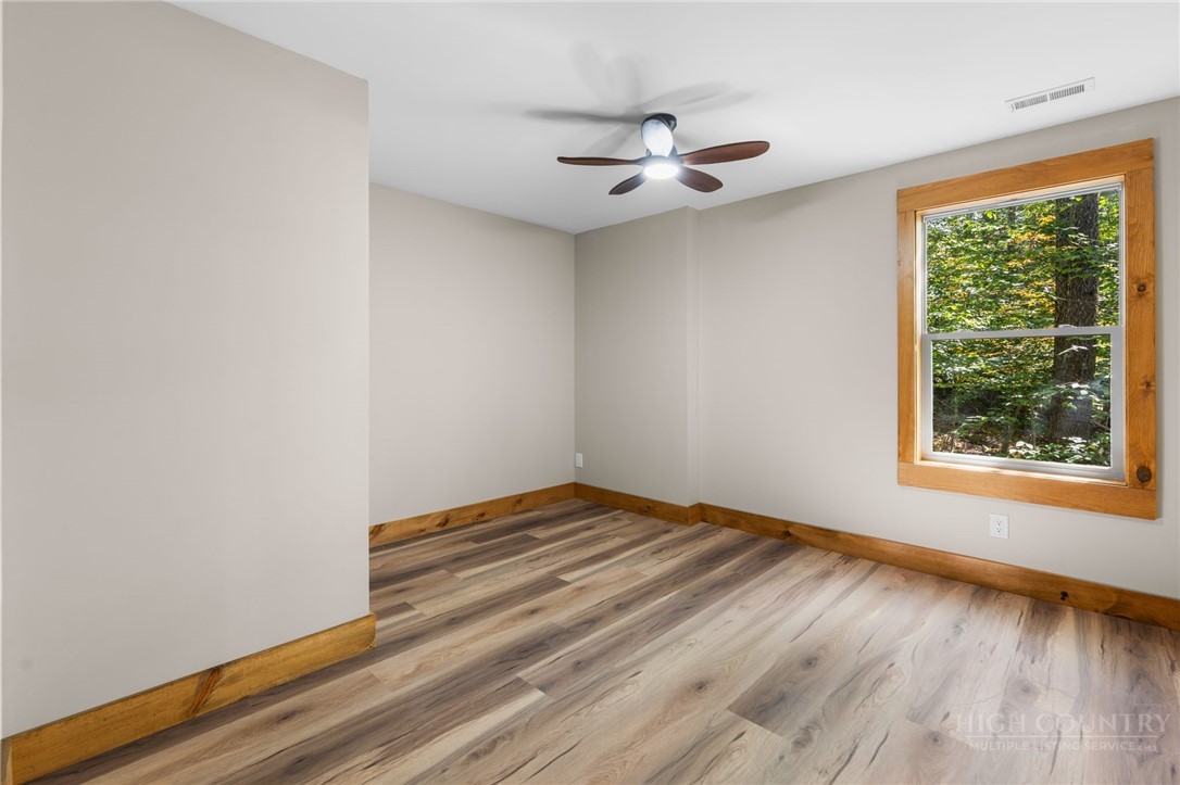 120 Aster Trail Property Photo 32