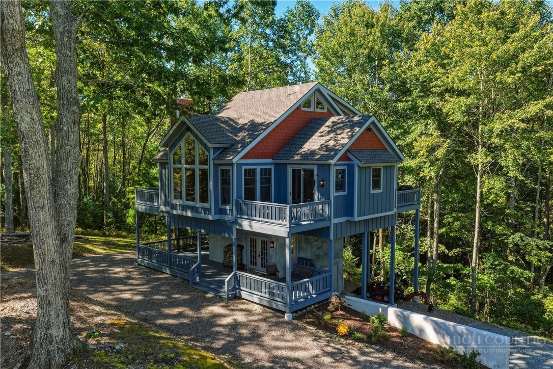 346 Seasons Drive Property Photo 1
