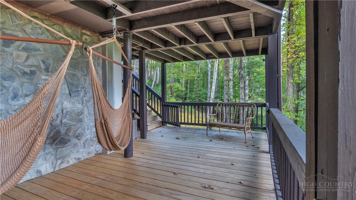184 Raccoon Run Property Photo 26