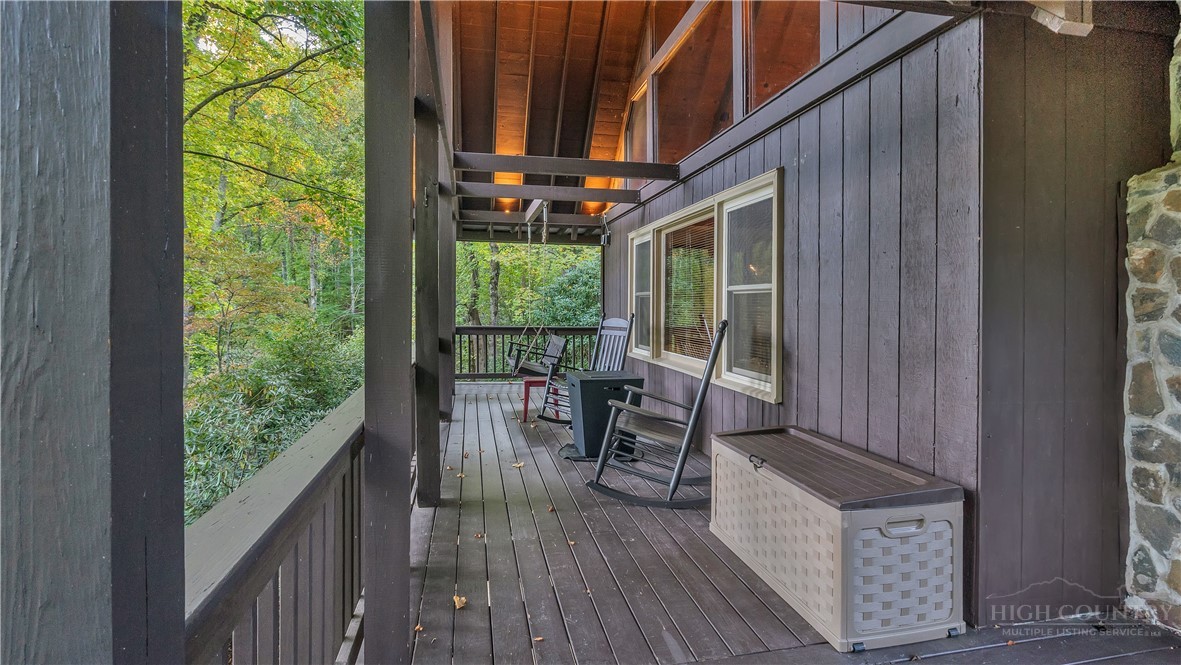 184 Raccoon Run Property Photo 32