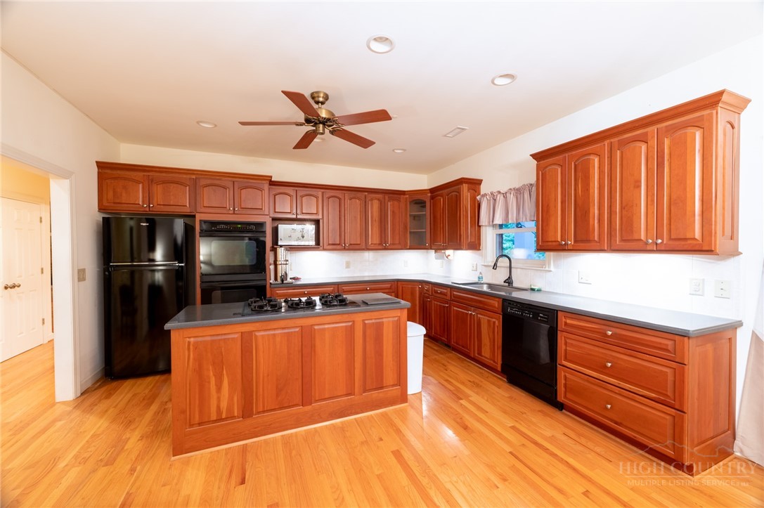 560 Greystone Drive Property Photo 19