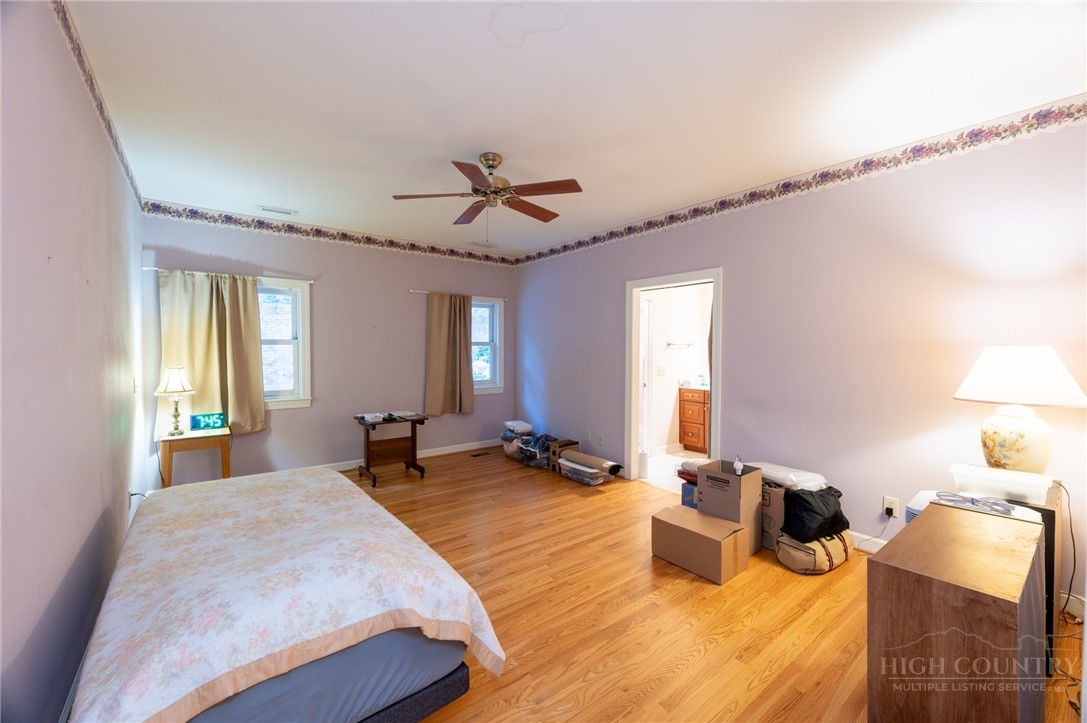 560 Greystone Drive Property Photo 20