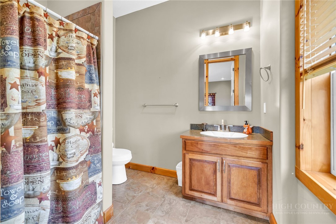 7994 Three Top Road Property Photo 32