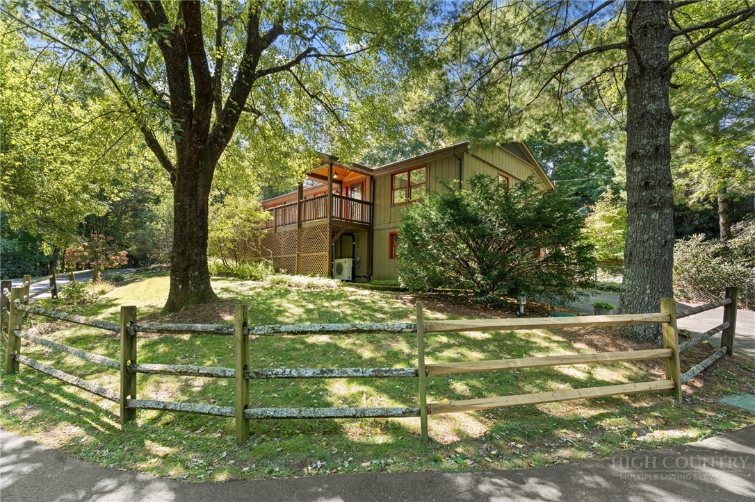 127 Foxwood Lane Property Photo 38