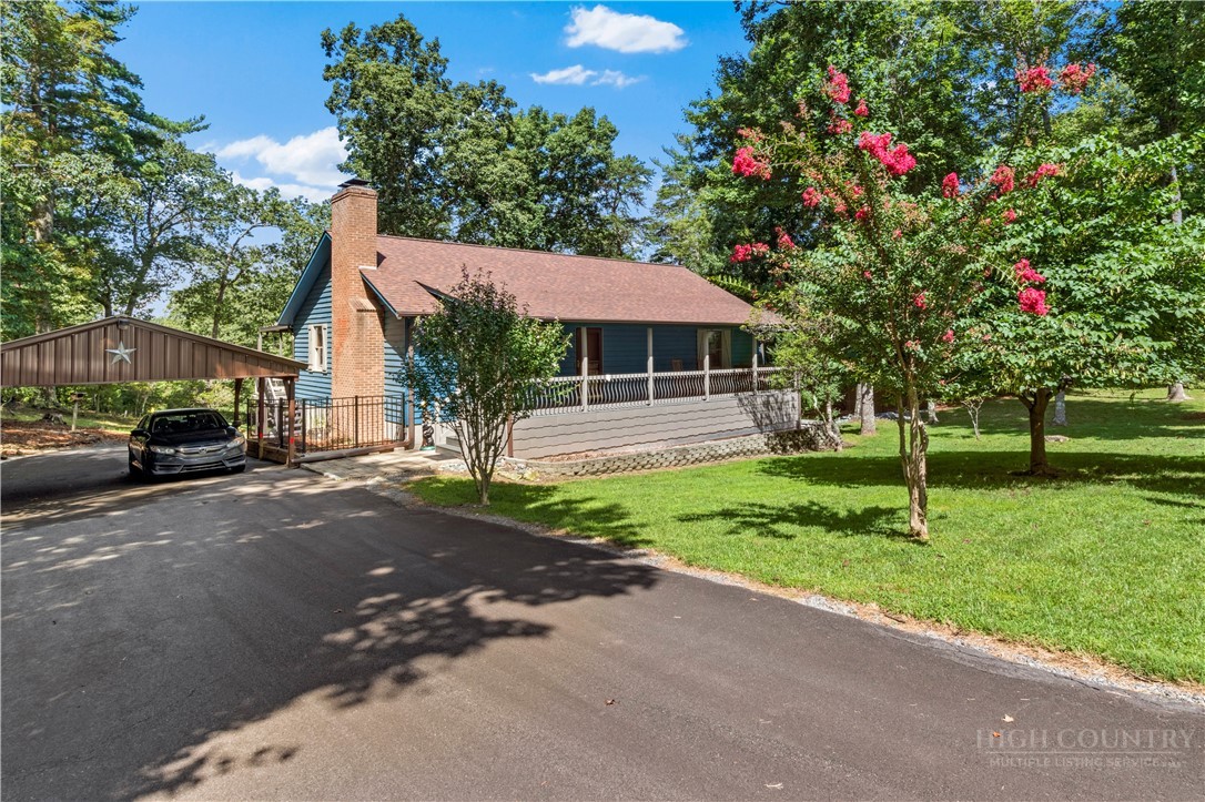 1502 Greenstreet Drive Property Photo 1