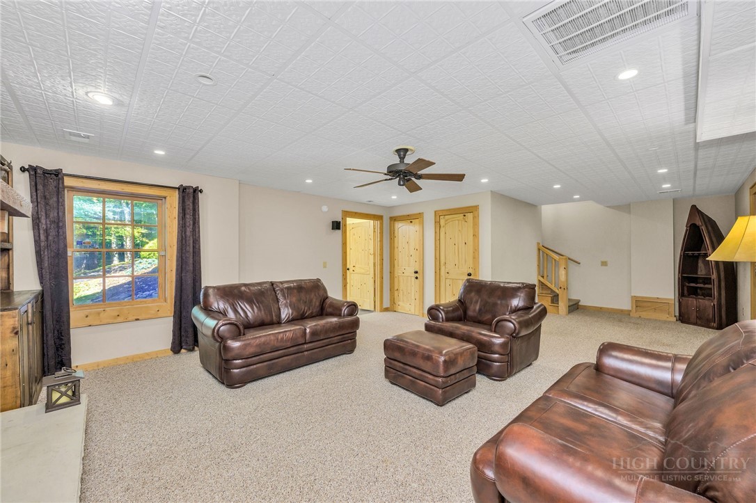 462 Savannah Drive Property Photo 35