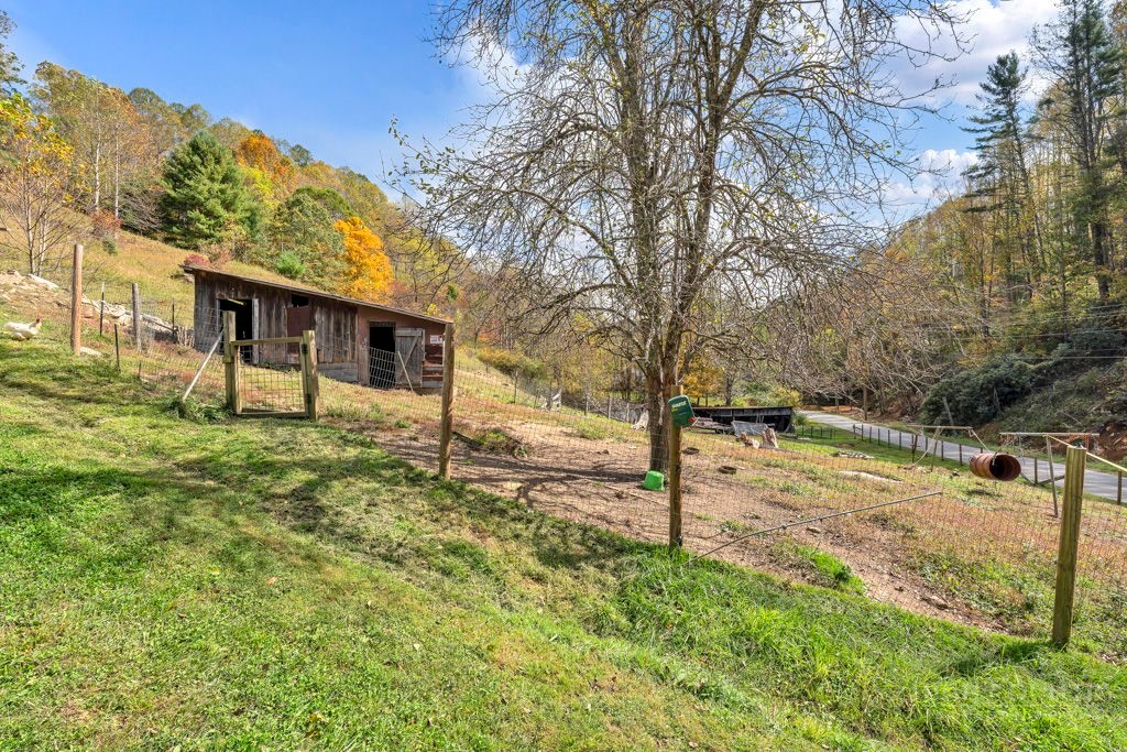 1068 Laurel Branch Road Property Photo 21