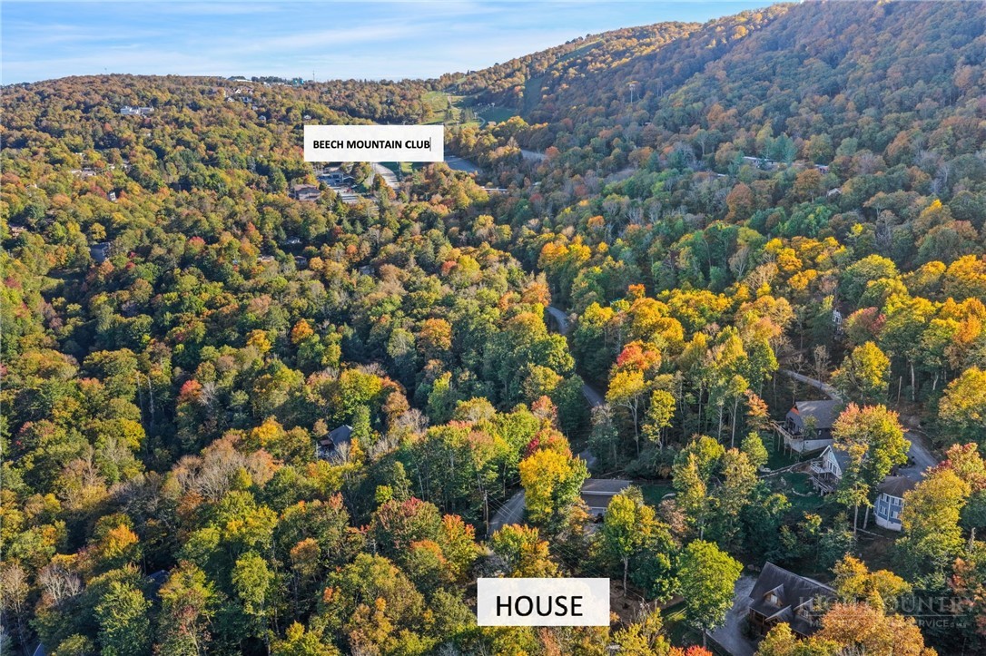 109 Foxgrape Hollow Road Property Photo 6