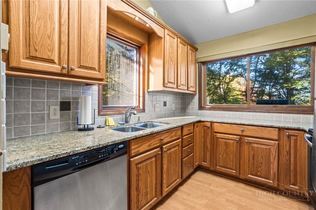 109 Foxgrape Hollow Road Property Photo 11