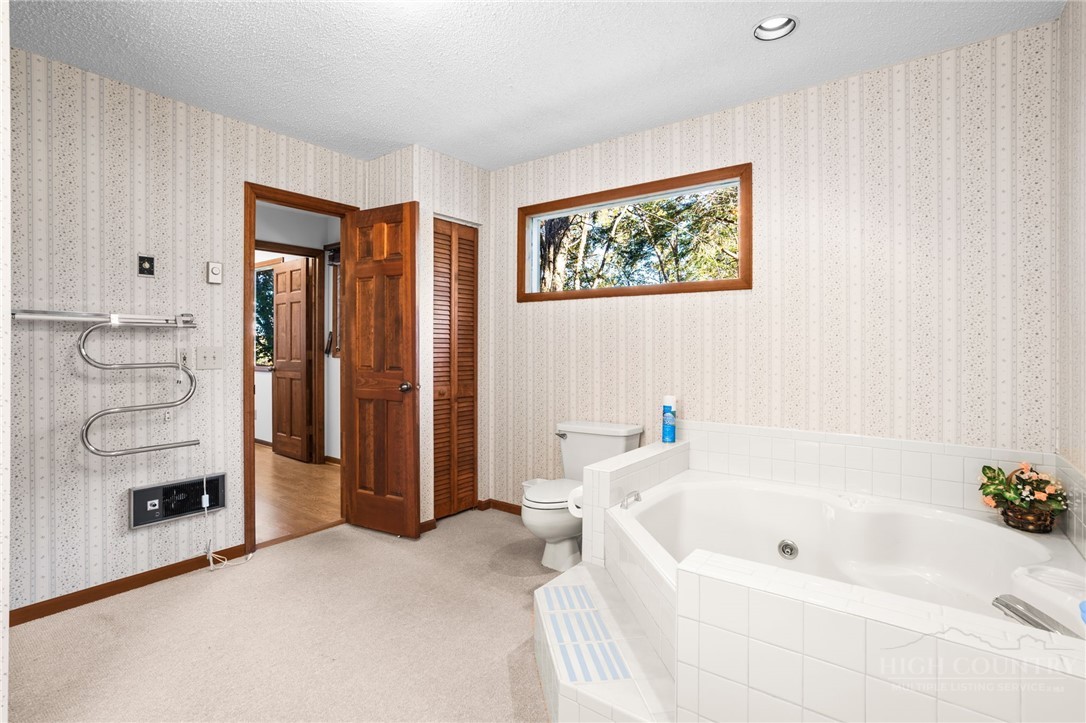 109 Foxgrape Hollow Road Property Photo 18