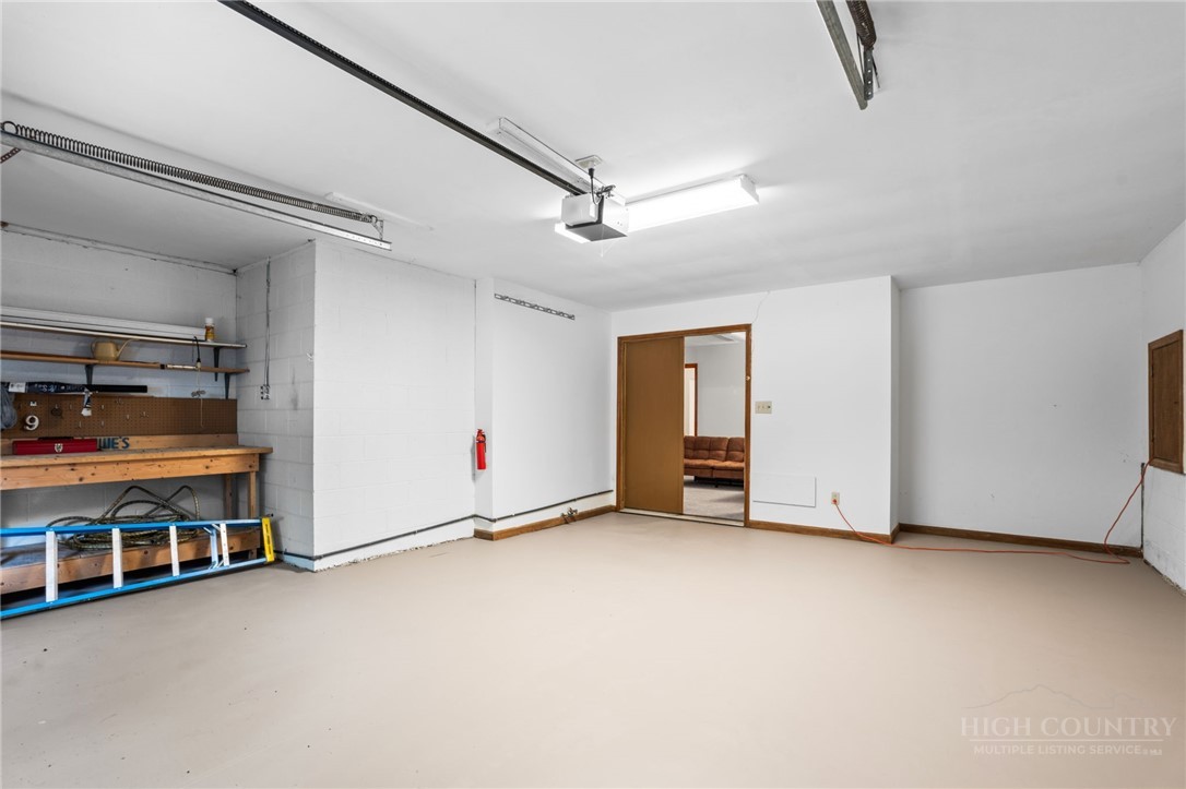 109 Foxgrape Hollow Road Property Photo 28
