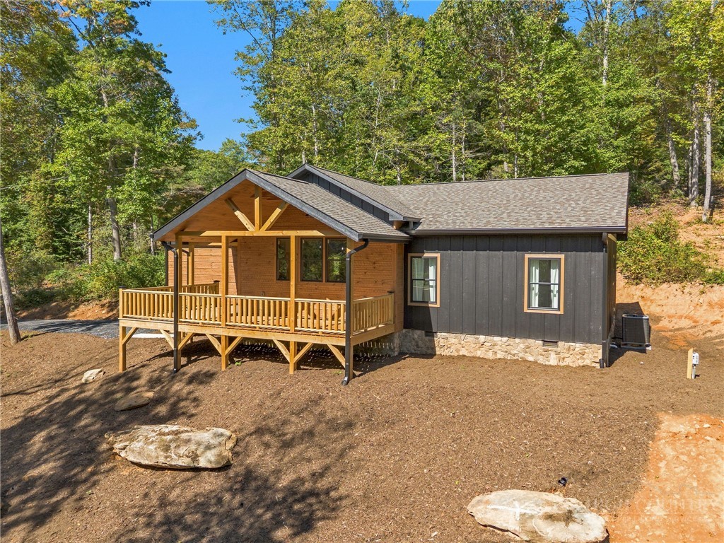 642 Woodstown Road Property Photo 1