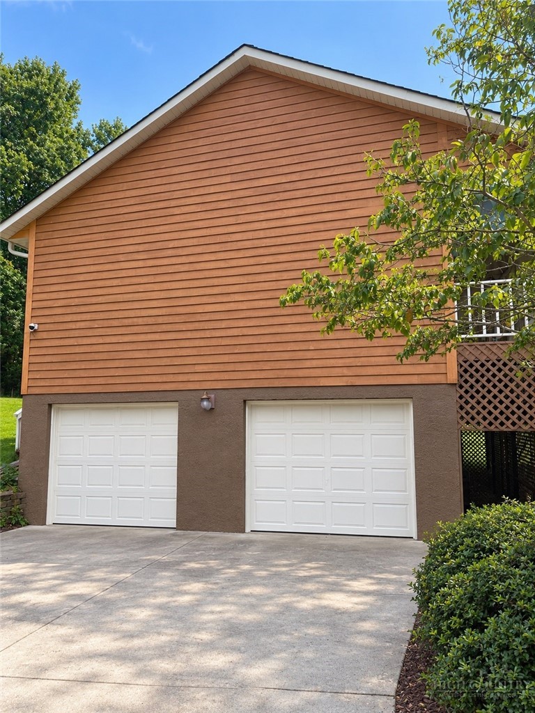 183 Meadow Drive Property Photo 7