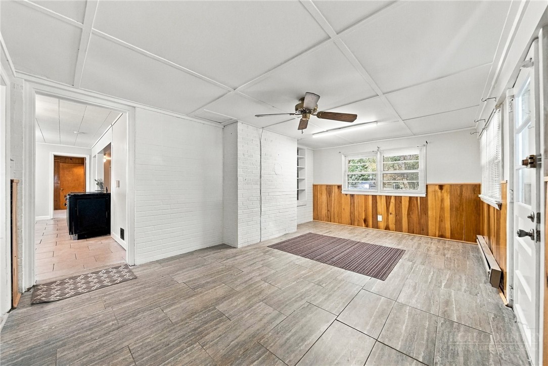 605 Lincoln Lane Property Photo 15