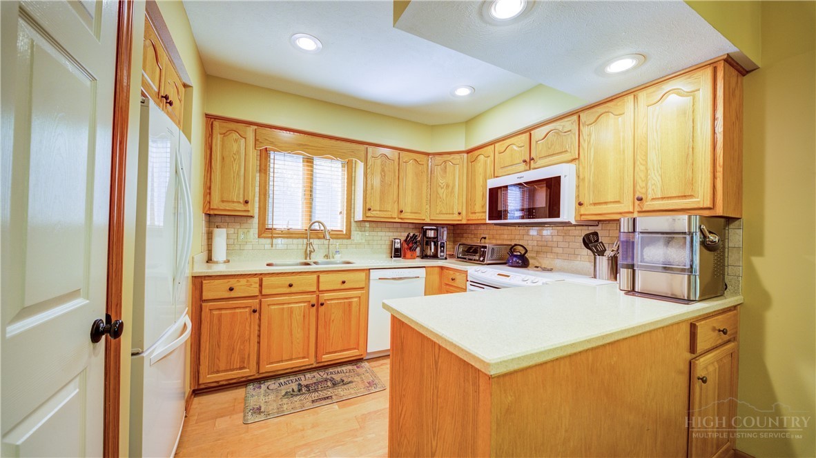 140 Pond View Lane Blue Ridge #4 Property Photo 5