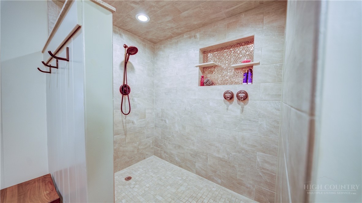 140 Pond View Lane Blue Ridge #4 Property Photo 10