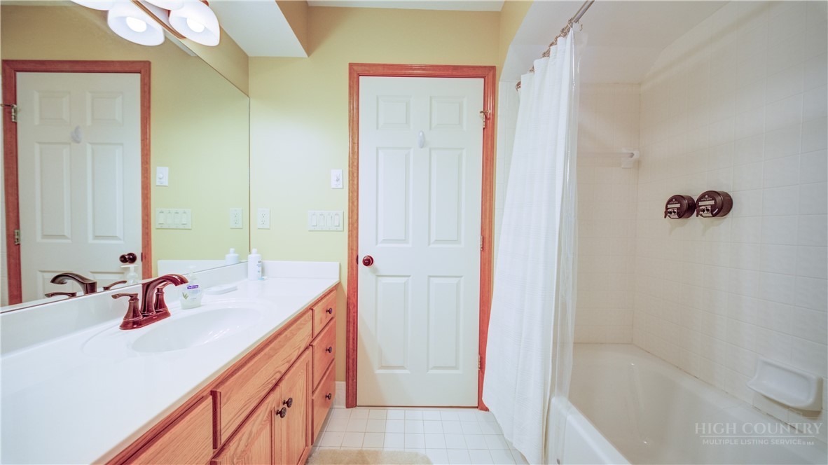140 Pond View Lane Blue Ridge #4 Property Photo 13