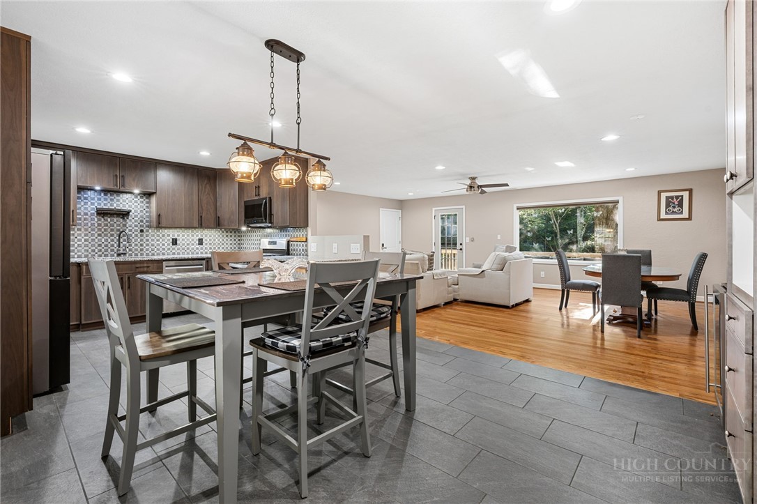 150 Watauga River Road Property Photo 4