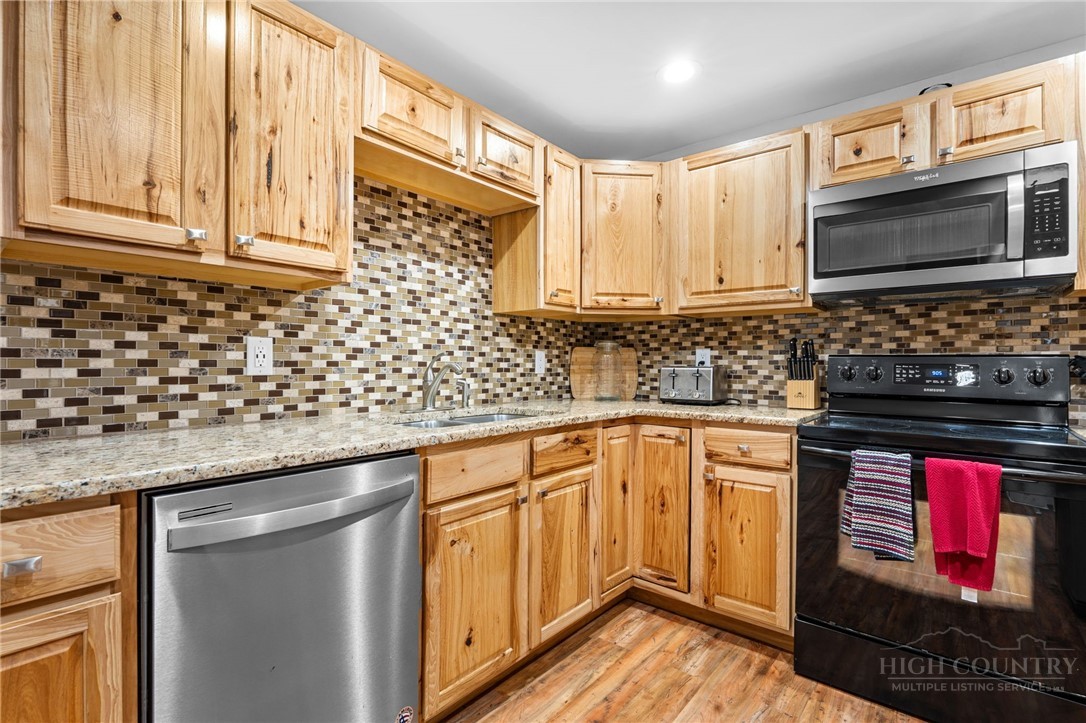 150 Watauga River Road Property Photo 25