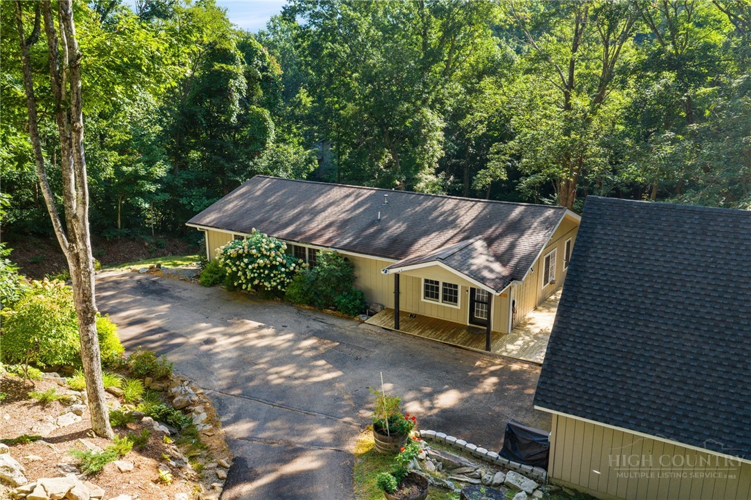 150 Watauga River Road Property Photo 46