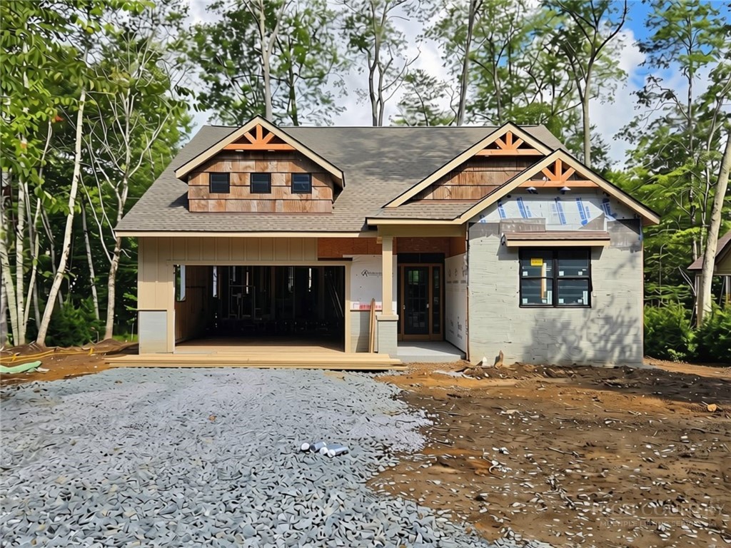 375 Linville River Drive Property Photo 1