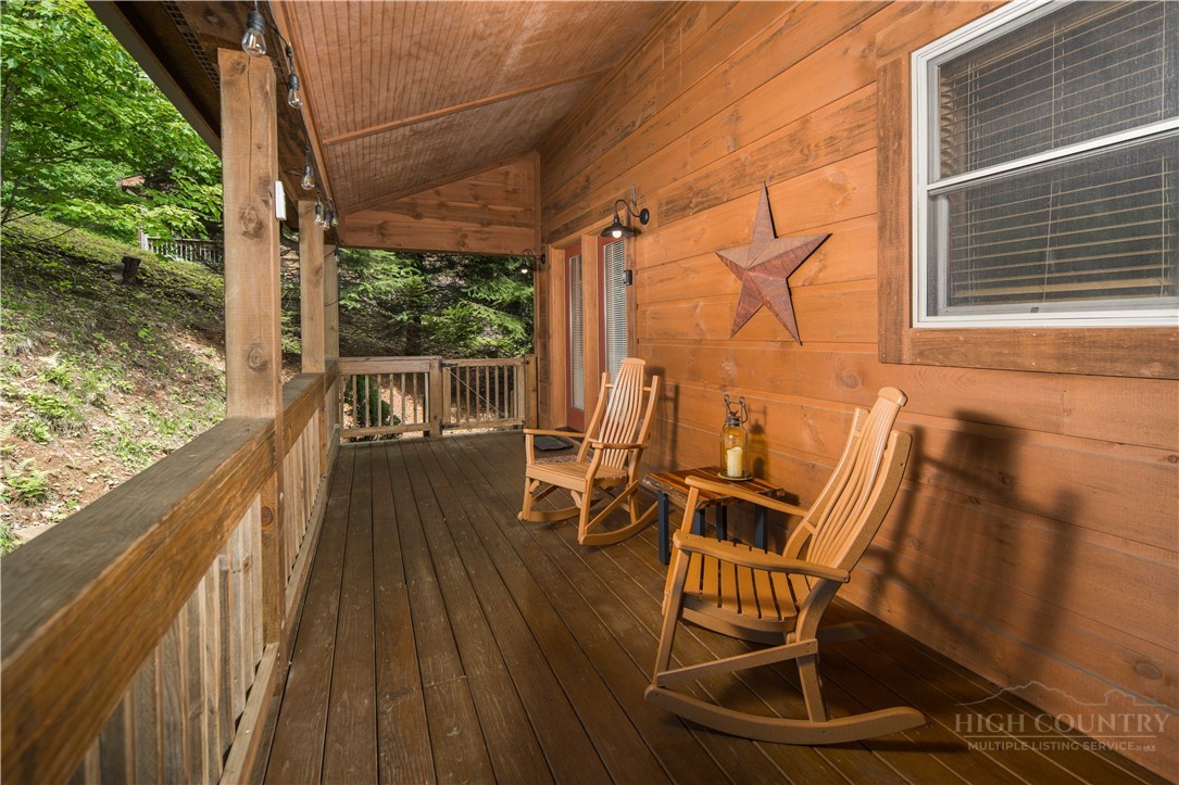 359 Running Deer Trail Property Photo 27