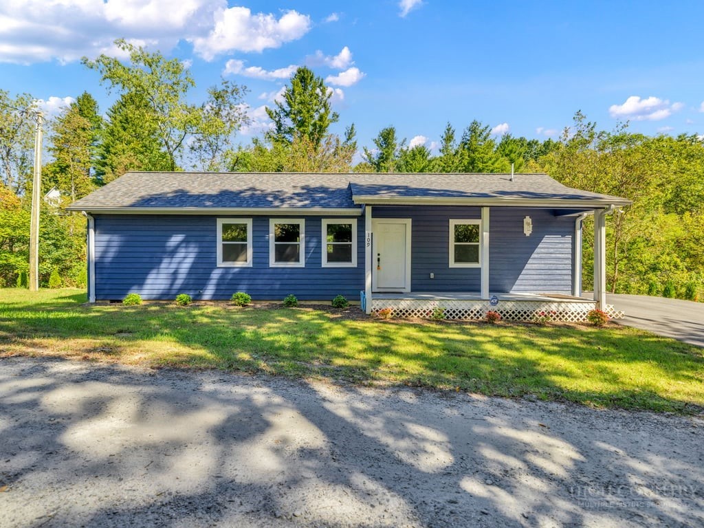 109 Southside Drive Property Photo 1