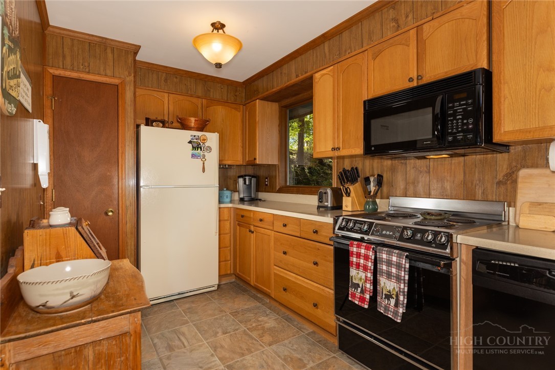 329 Deer Run Road Property Photo 22